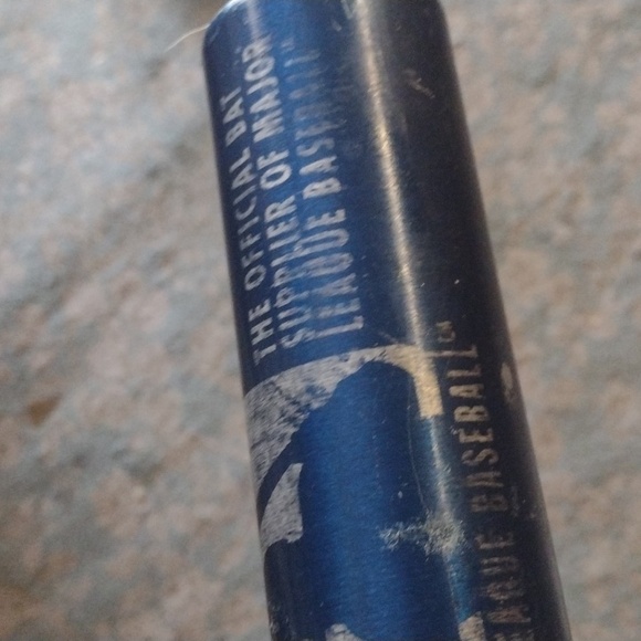 Assorted Baseball Bats - Picture 5 of 8